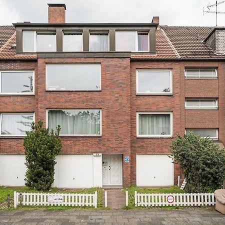 - Cozy Apartment In The Heart Of Duisburg With New York Design & Betten & Sofa - 5 Mins Central Station Hbf - Big Tv & Wifi -- Esterno foto